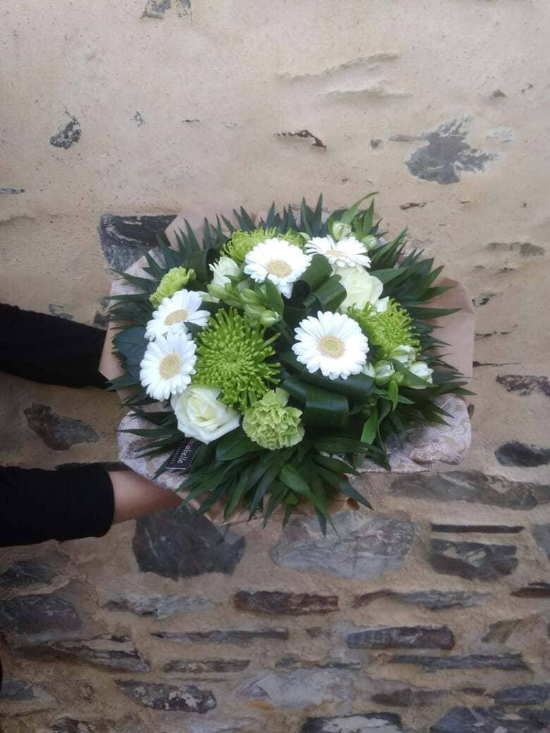 Bouquet rond blanc et vert